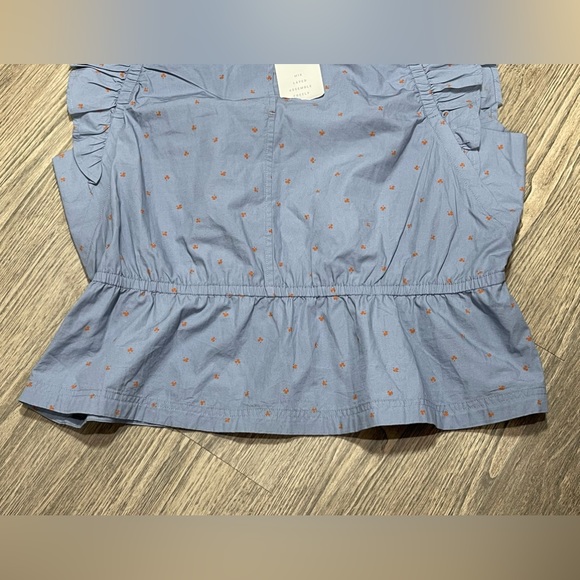 Free Assembly Top - Picture 3 of 9